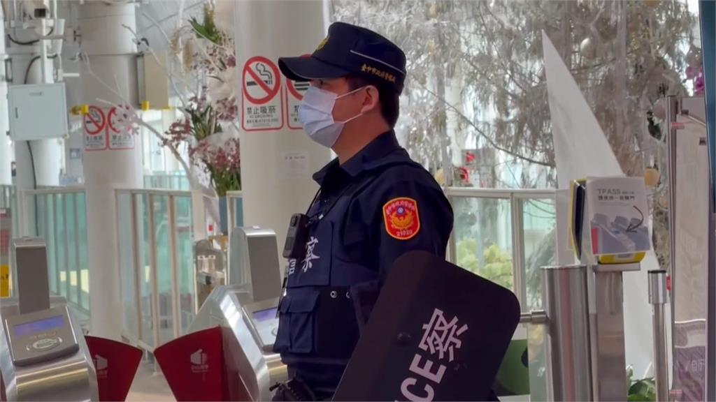 嚴防模仿犯！中捷提升戒備　捷警配防暴盾牌巡檢