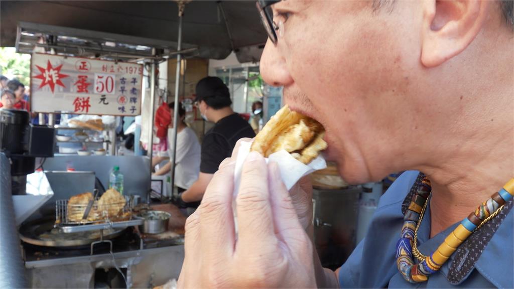 51年炸蛋餅店熄燈燒出選戰？　店家闆娘vs.里長隔空開槓