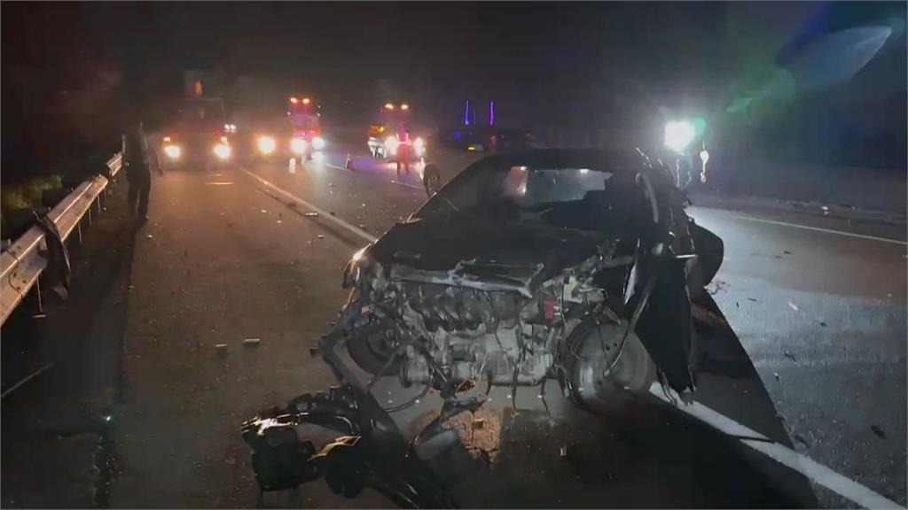 彰化69歲婦開車恍神! 前車遭推撞10公尺「被迫闖紅燈」