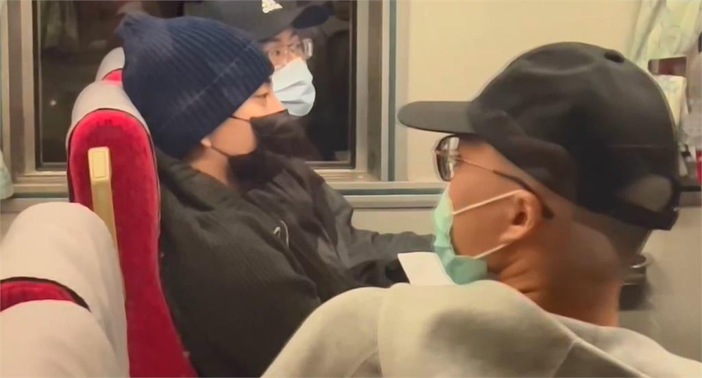 王大陸入伍了! 壓線現身北車赴成功嶺服一年替代役