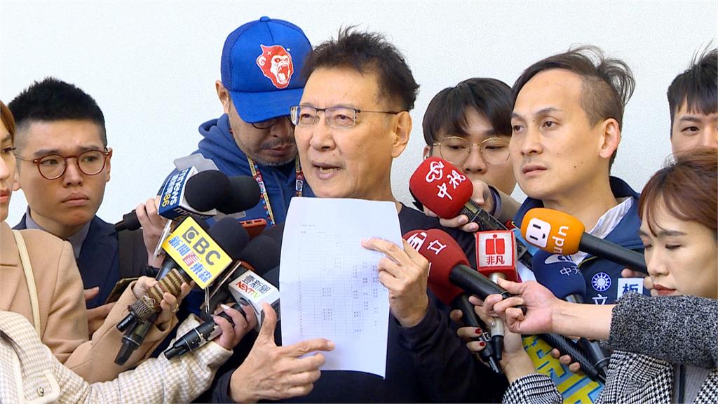國民黨啟動全國站路口計劃 侯友宜一早站路口拜票