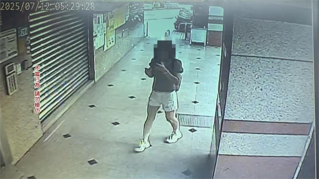 正妹遭「可疑婦人」整路偷拍 上前逼問竟是女裝大叔