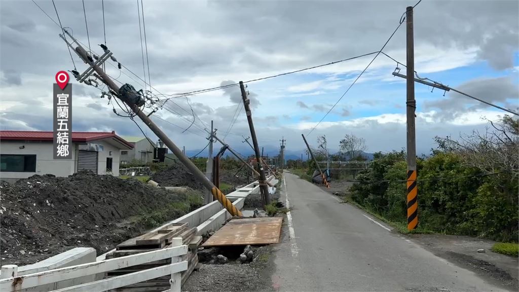 「薔」風狂掃宜蘭！　疑電桿倒塌釀火警　屋主滅火觸電