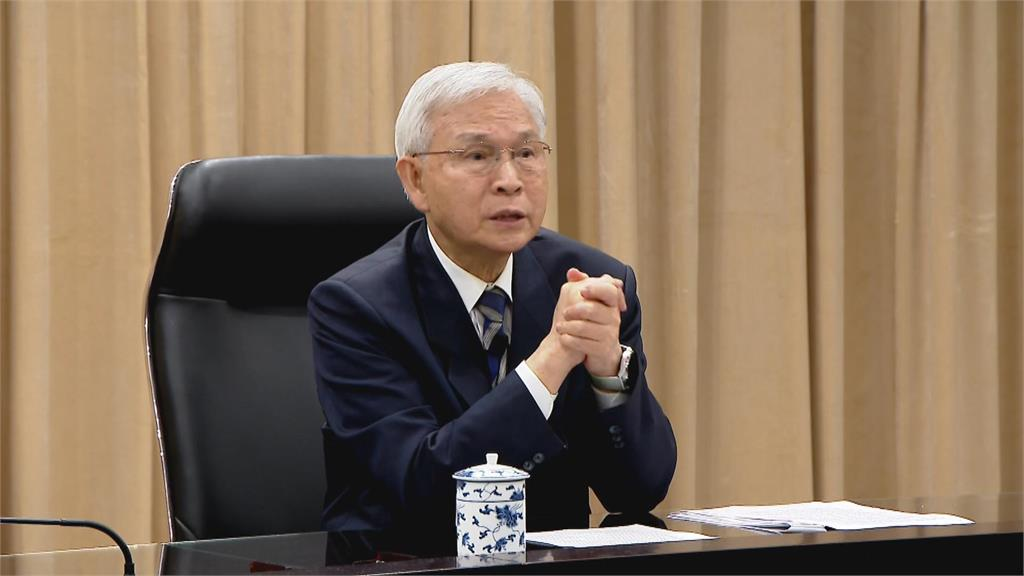 新台幣狂升爆換匯潮!不敗教主急把「美金換台幣」傻眼嘆:挨了一巴掌