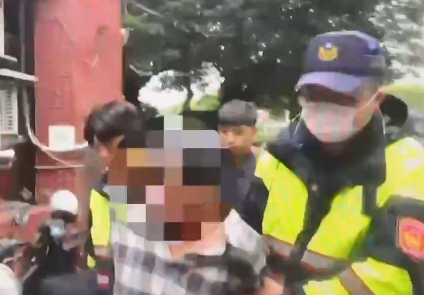 來亂的?無照男闖總統府前管制區 遭警制伏反嗆:我皇太子