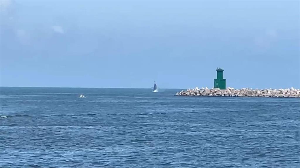 海鯤號首度出海測試!進行浮航及動力系統測試 軍事迷振奮
