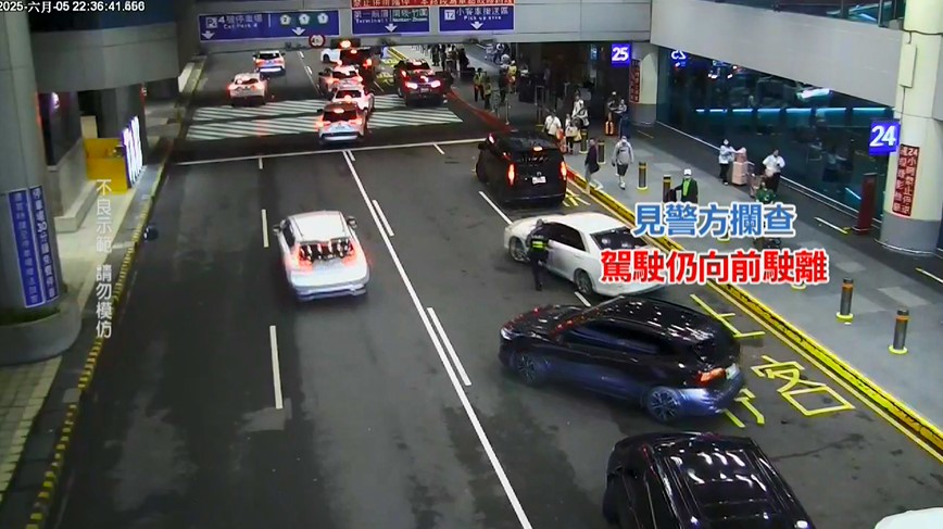 白牌車違規載客遭攔停逃逸 外籍旅客驚悚被甩出車受傷