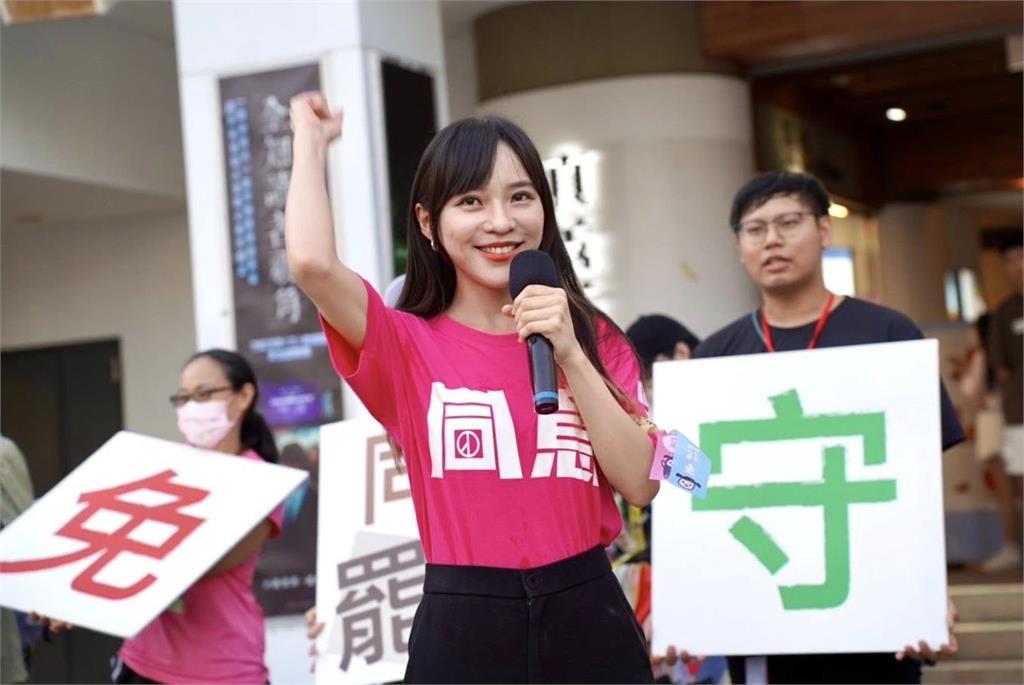 曹興誠稱「823罷免承擔不起」勸退志工!黃捷霸氣宣示:接下來責任我們扛