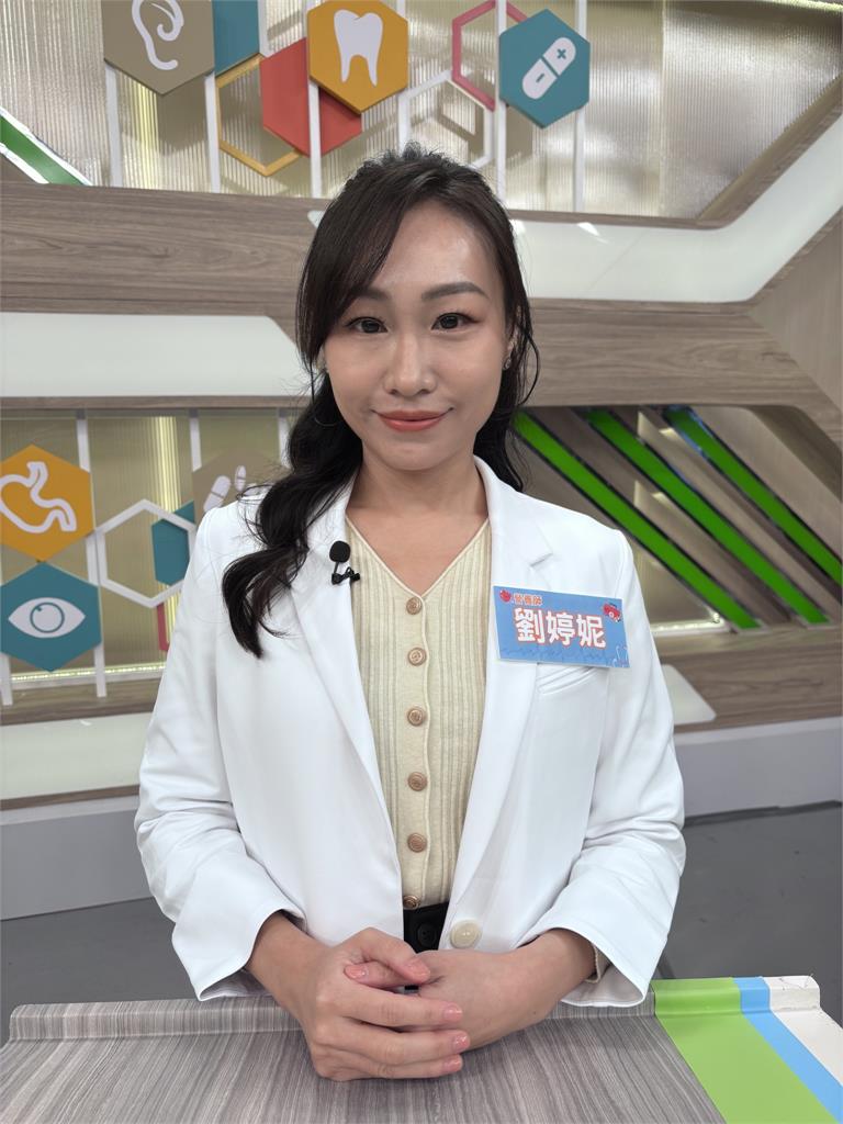 旅遊變噩夢!萁媽國外吃壞肚子在遊覽車崩潰狂衝廁所