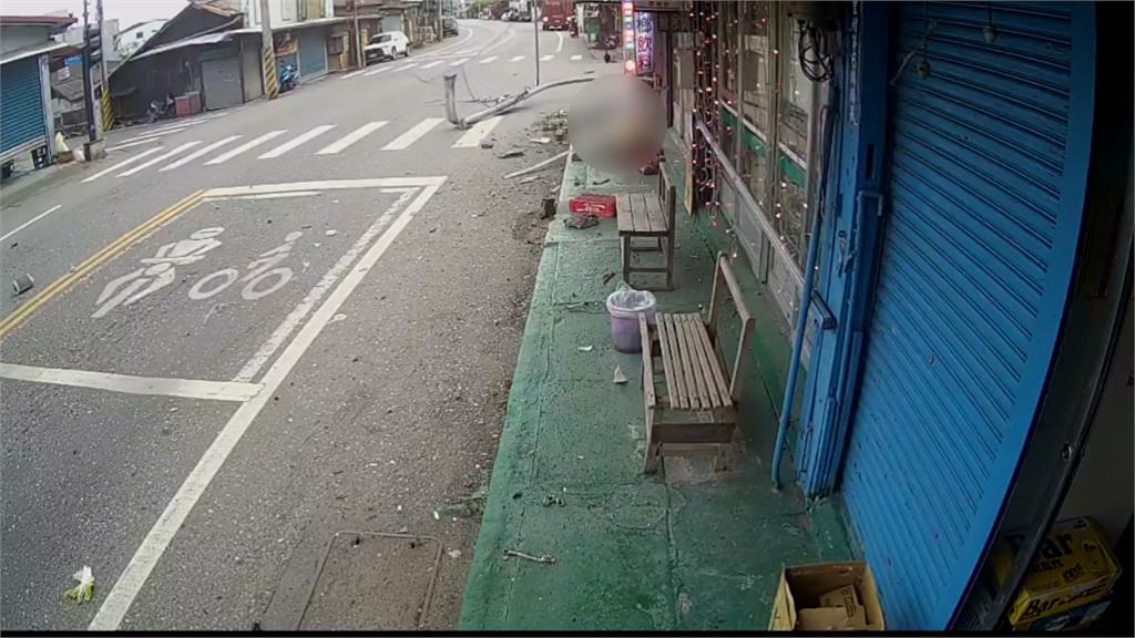 快新聞／扯！台東21歲男無照又恍神 　直衝商店接著撞死自行車騎士