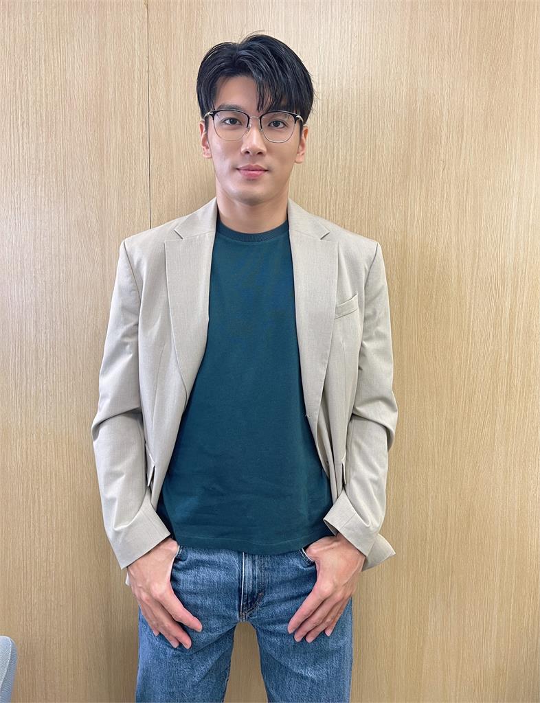 被讚「超像韓國歐巴」!《愛的榮耀》新人初登場引爆話題