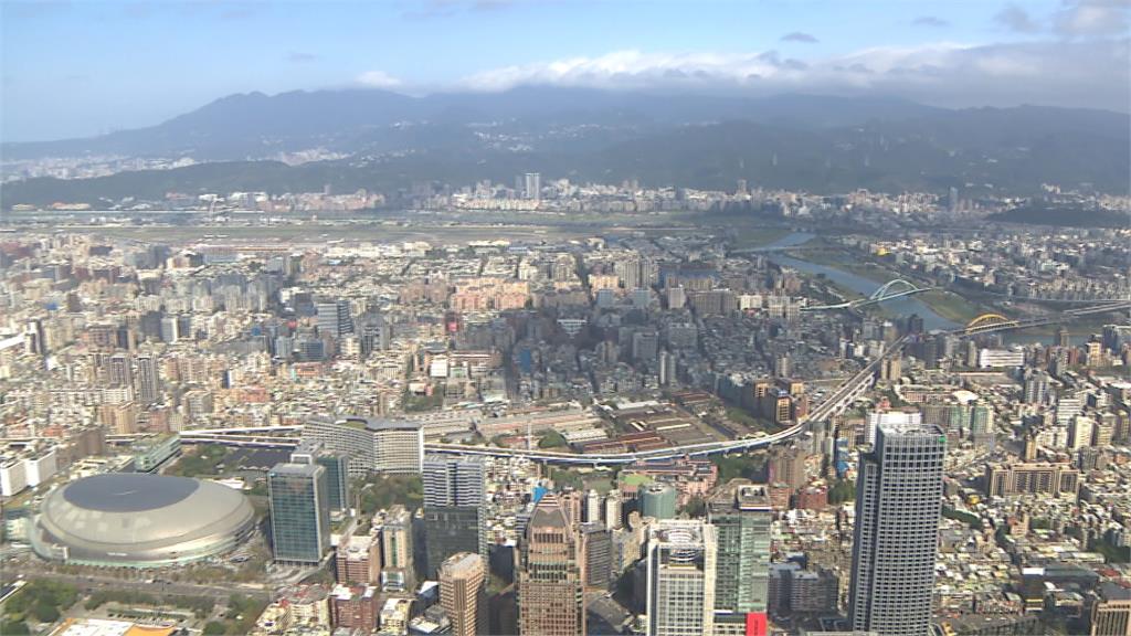 揭開台北101神秘面紗 賈永婕親登460米高帶看Skyline