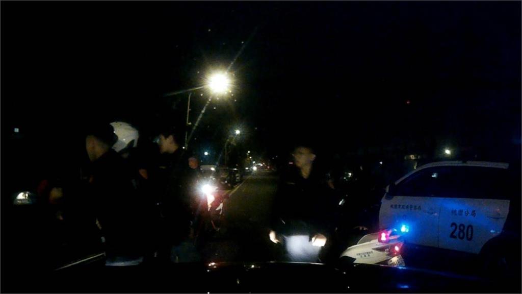 駕駛狂飆與警爆追逐戰 辯稱不知道自己被追