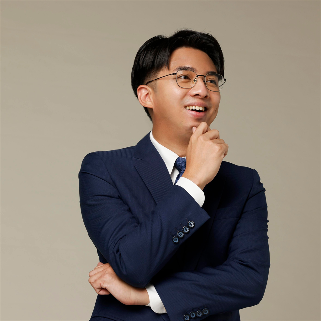 徐千晴嗆記者「問題多」掀反彈!她開酸「最美發言人」:只幫自己化妝?