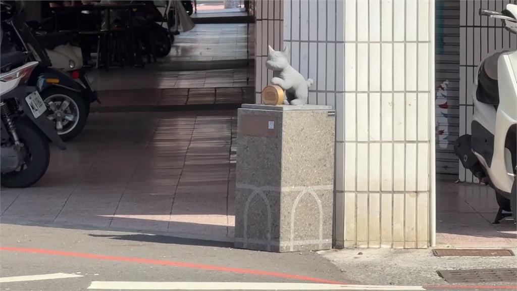 「巷仔Niau」黃銅告示牌疑遭偷走 台南文化局報警:痛斥破壞公物行為