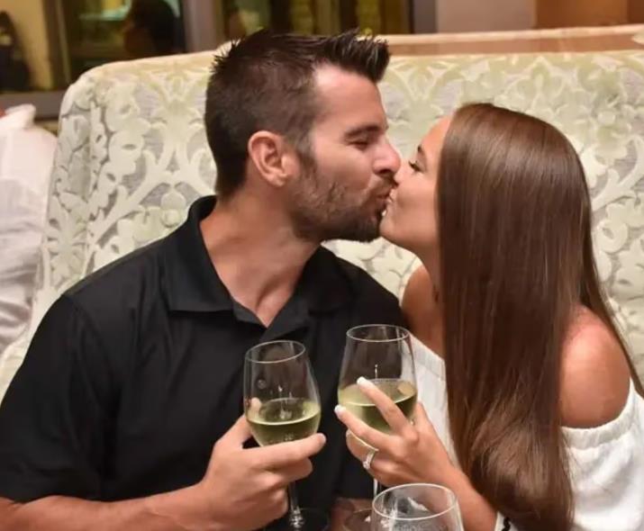 快新聞／人妻女老師落網！「教室大戰國中男學生」還傳比基尼照　下場完了