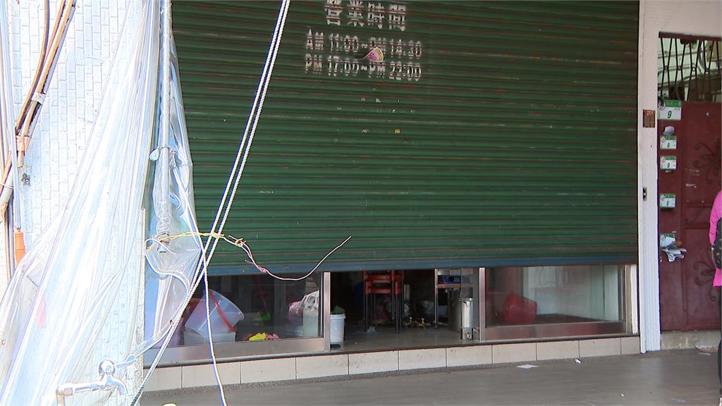 抹布水牛肉麵店確定退租歇業 收攤平息眾怒 抹布水牛肉麵店確定退租歇業 強調擰抹布水員工非兒子
