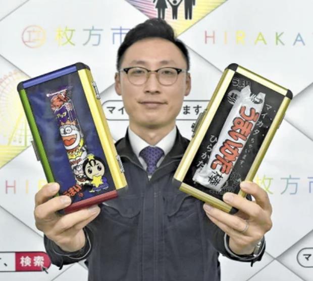 日本超怪發明「比香蕉保護殼還雷」 4千塊鋁盒「僅裝1根」玉米棒