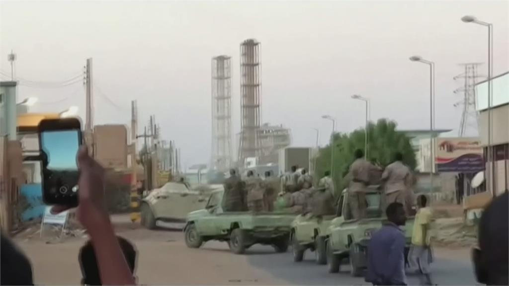 戰機飛越首都　坦克闖入市區　蘇丹內戰危機釀61死數百傷