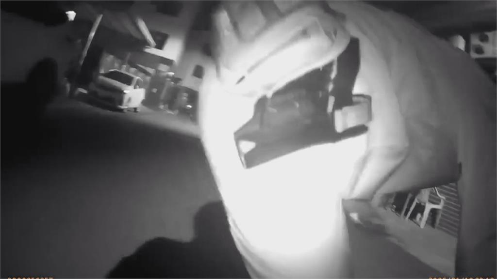 火力強大！毒品通緝犯落網　車內查獲毒品、２槍枝