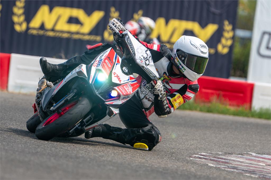JET SL SuperC首戰即雙冠!JET耐久賽全組別制霸!