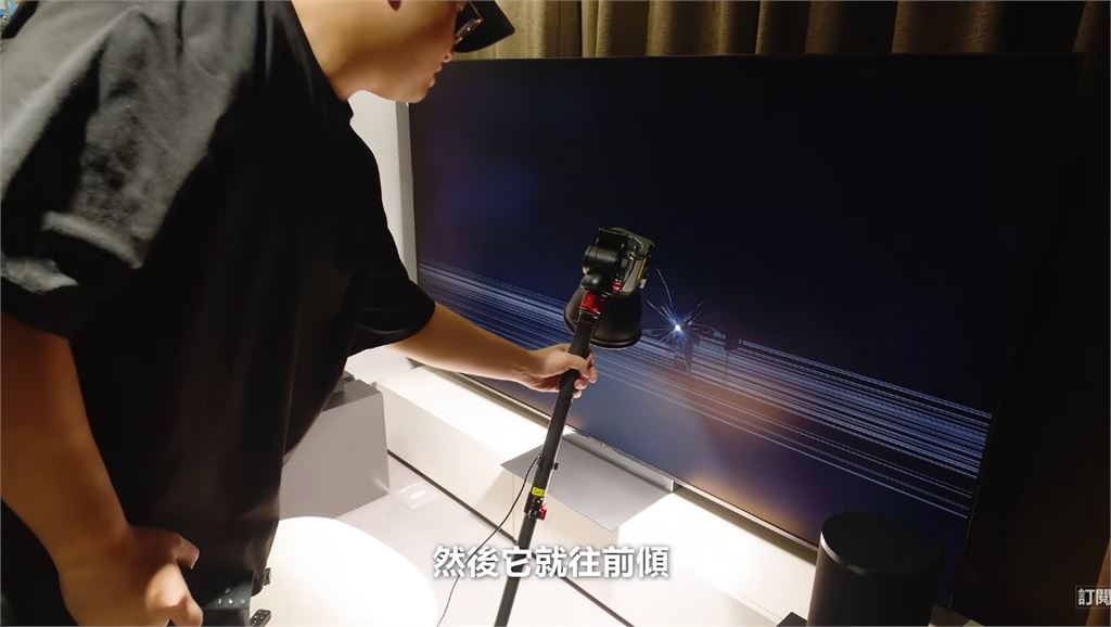 Joeman超崩潰！新員工砸爛「未上市電視」要價26萬　他公開懲處：還是生氣