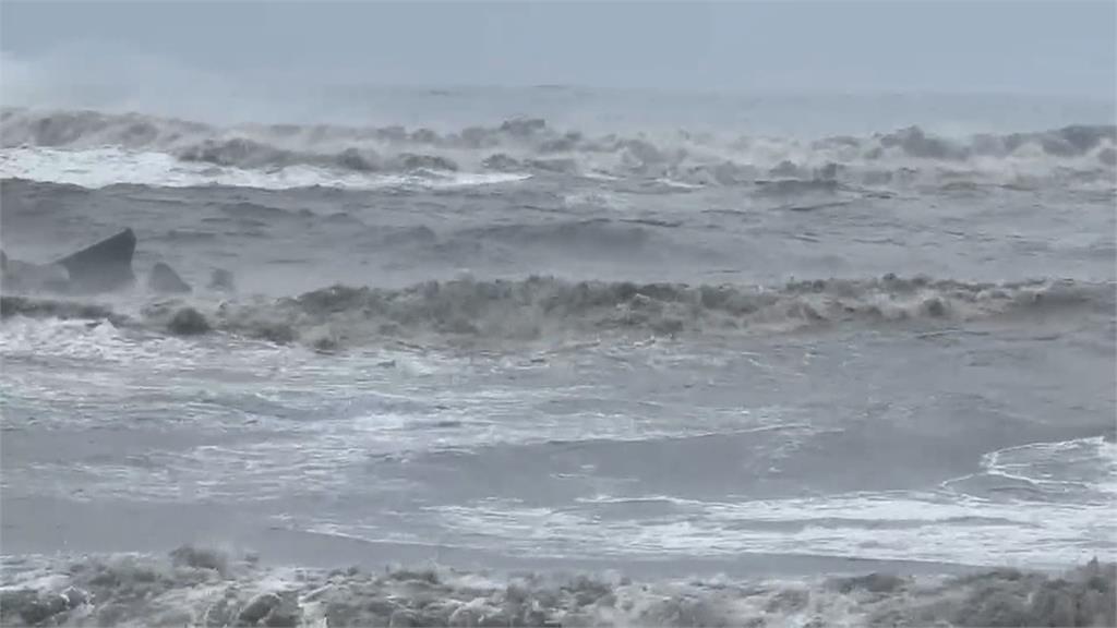 高雄風雨增強！民眾憂淹水噩夢　陳其邁：越往北登陸影響越強烈