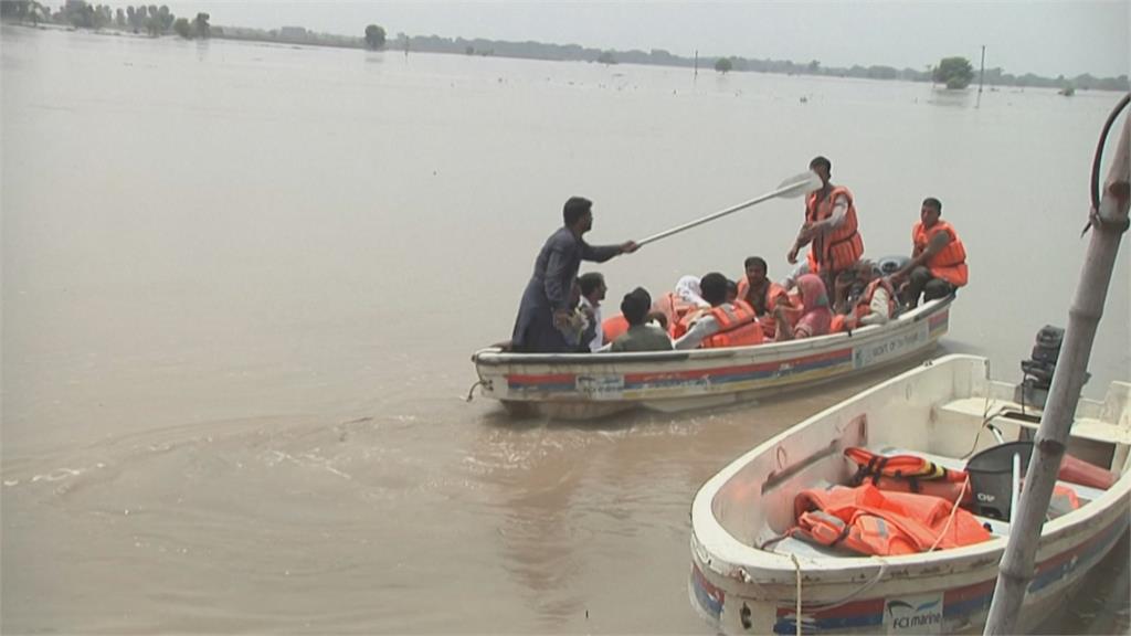 36個村莊淹水裡！　巴基斯坦旁遮普省10萬人撤離