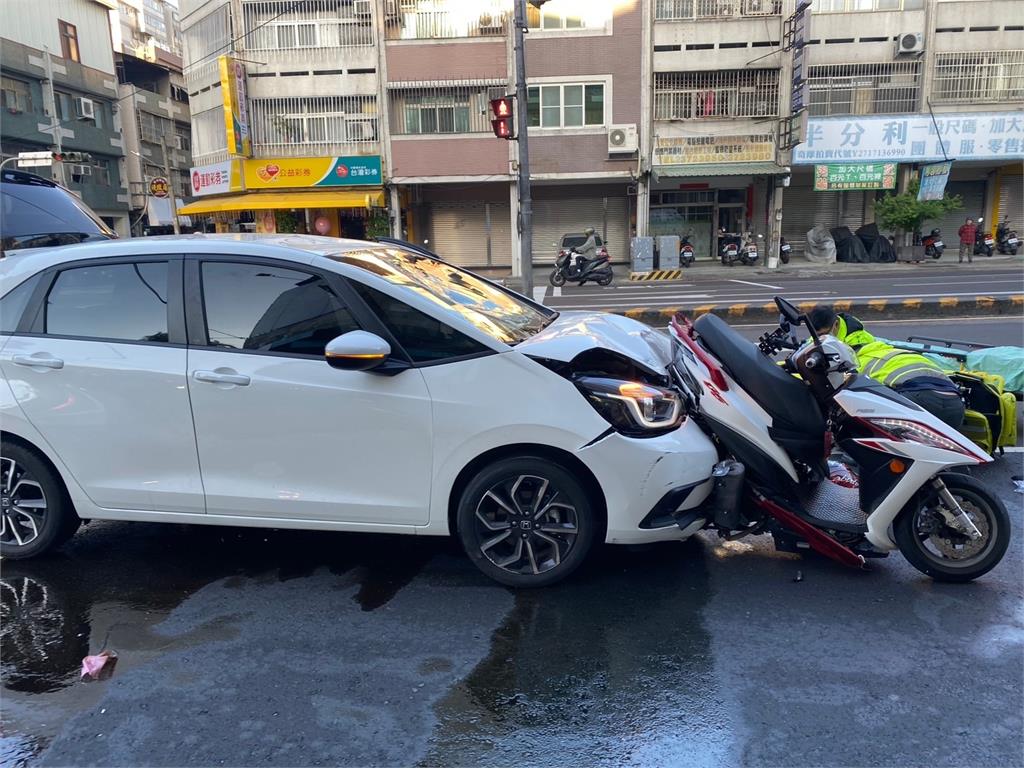 工程師遭後車追撞 人飛到對街重摔在地腦死
