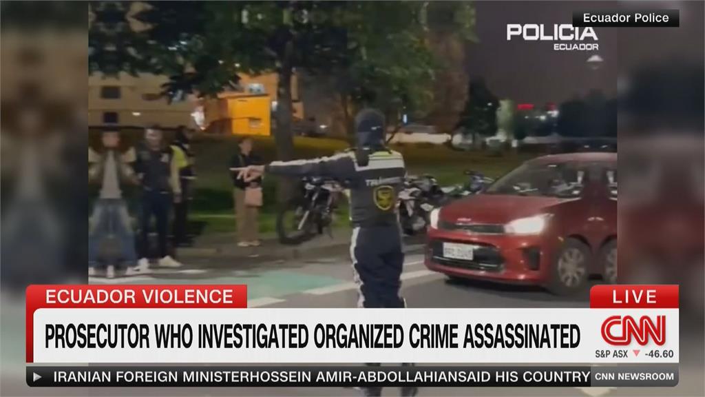 調查電視台挾持事件　厄瓜多檢察官遇刺「車窗滿是彈孔」