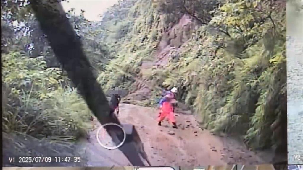 暴雨肆虐多處釀災 彰化淹水橡皮艇出動救援   苗栗山區落石民眾受困求援