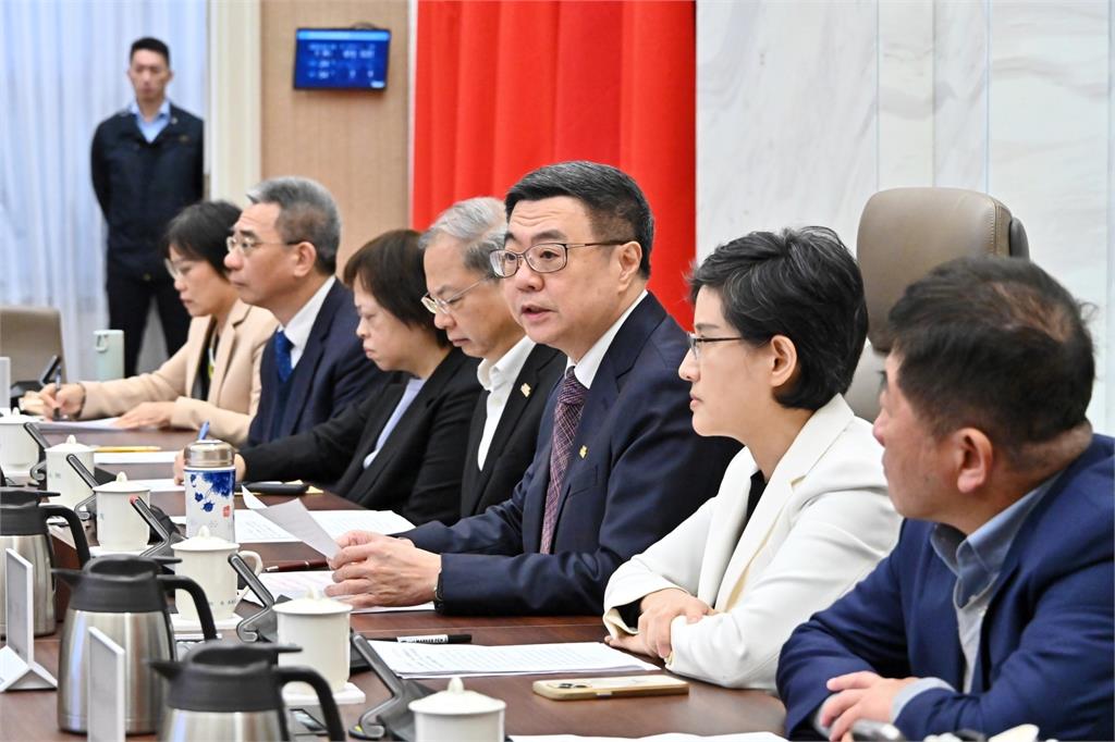 快新聞/立院修選罷法「變相提高罷免門檻」! 行政院:將提覆議