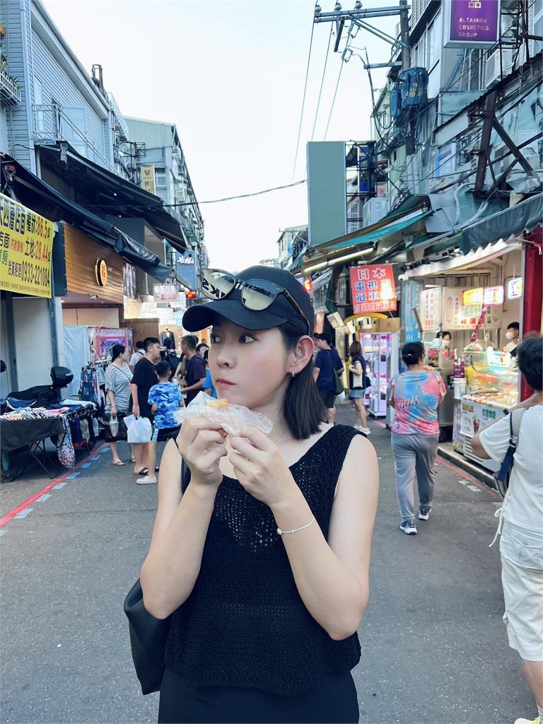 米可白遭酸「蹭動物流量」撈過界!本人親上陣「打臉1句」網挺翻:你很棒