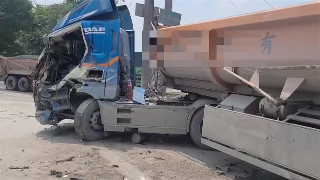 疑會車時未保持車距 砂石車車頭對撞1死1傷