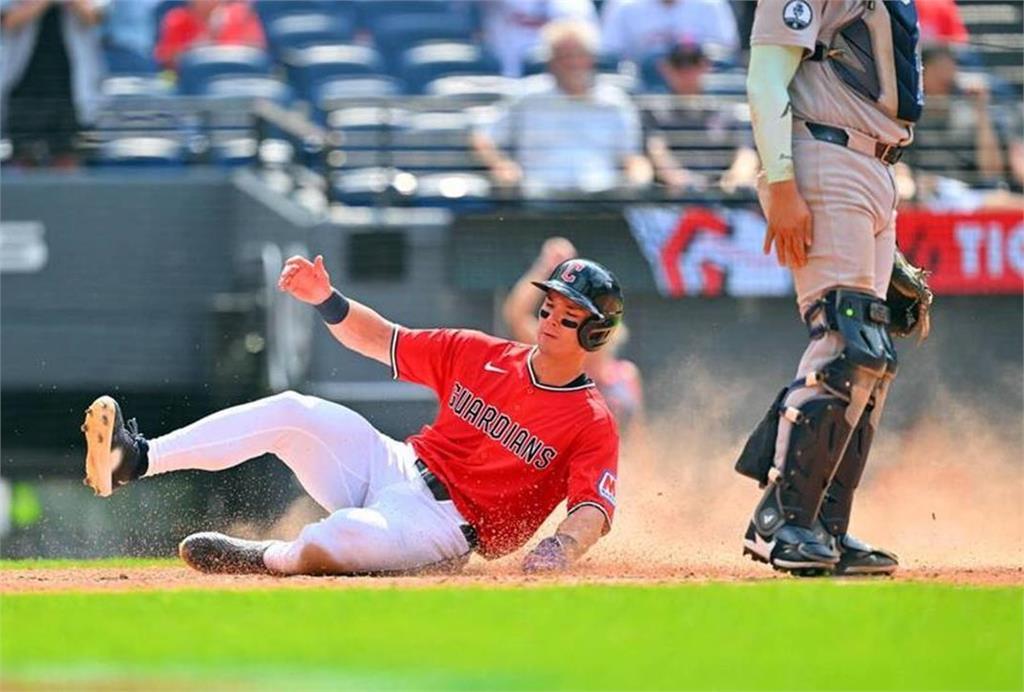 MiLB／費仔力拼大聯盟！猛敲雙安、跑回超前分　3度上壘率領球隊神逆轉