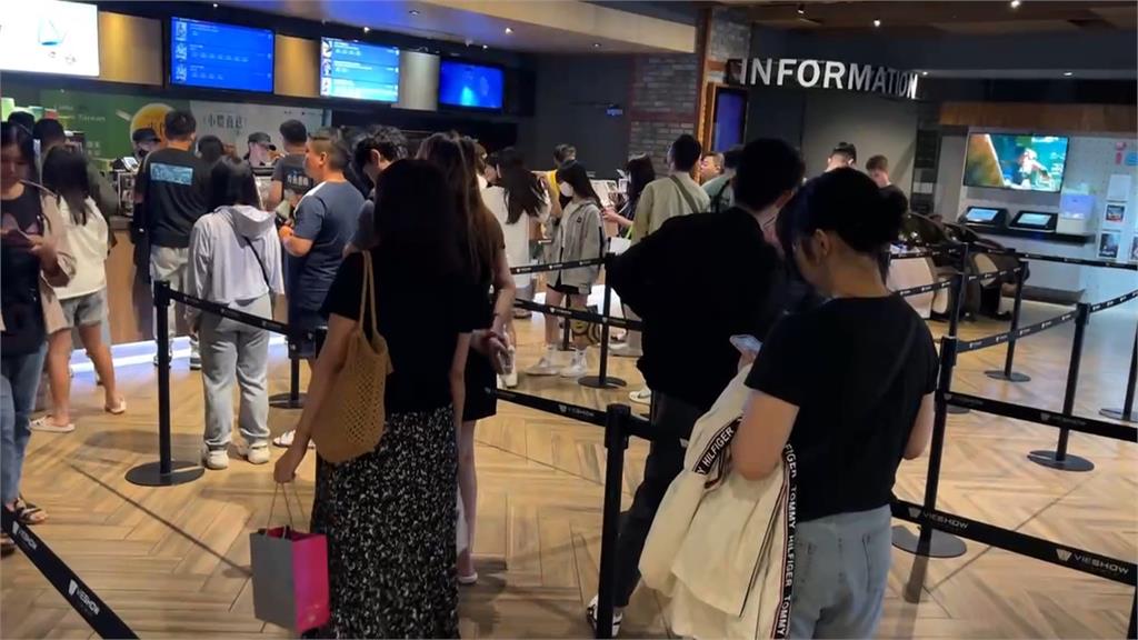 丹娜絲暴風圈觸及南台灣　台南、高雄預警撤離共逾千人