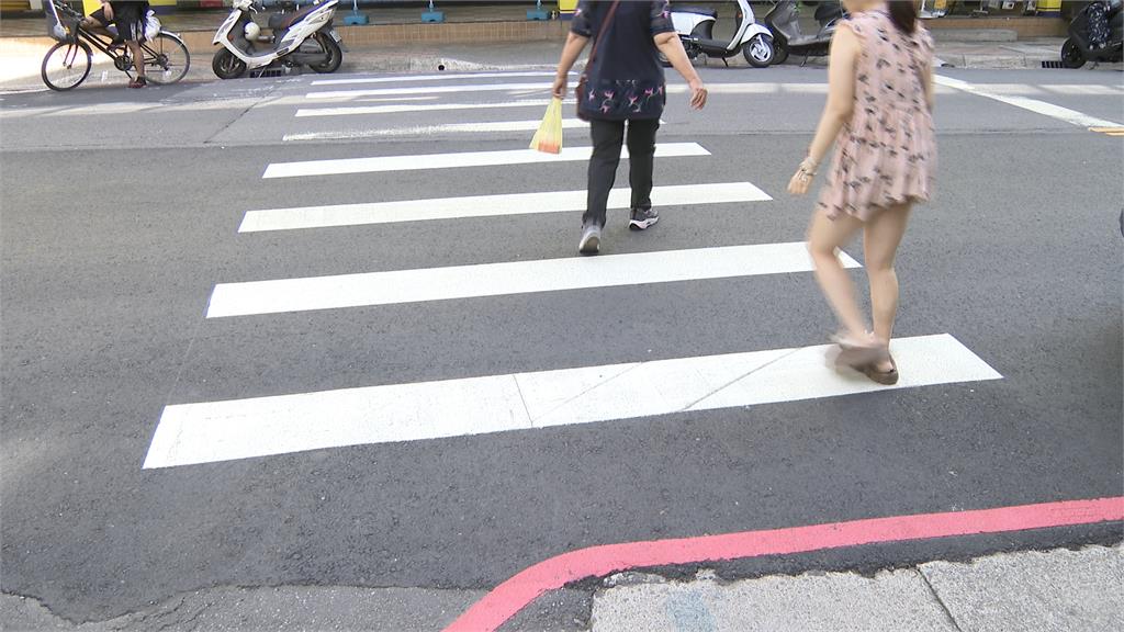 北部16歲少女失聯2週找到了! 網戀42歲已婚男 躲旅館被尋獲