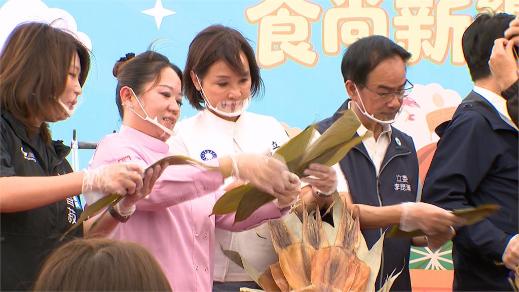 選將包粽PK！　賴瑞隆：料多實在　跟那一「柯」不一樣