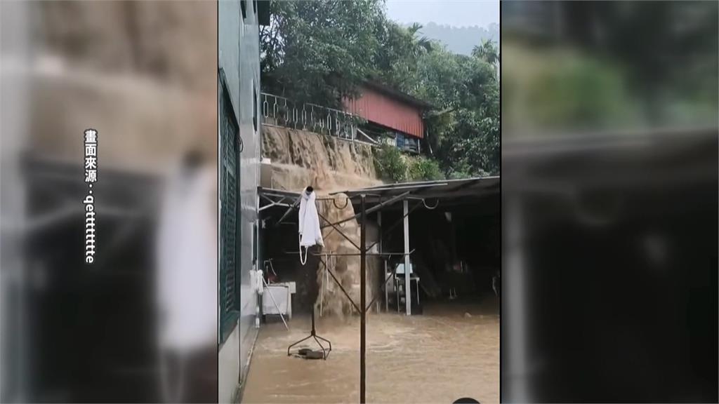 暴雨炸南台灣！屏東三地門土石崩塌　排水設施遭堵、大水灌進民宅