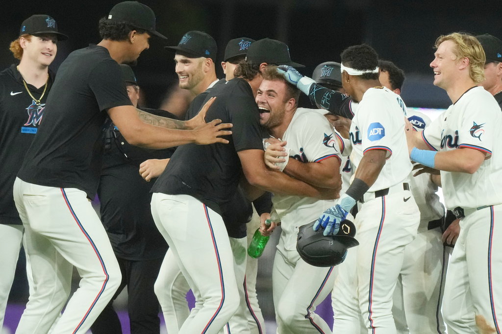 MLB(影)／最火熱球隊不是宇宙道奇！小魚近32戰豪奪24勝　外卡席位愈坐愈穩
