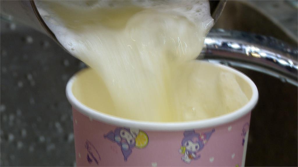 名符其實「手搖飲王國」 這家超商開手搖飲旗鑑店逾30款茶200家門市都能買