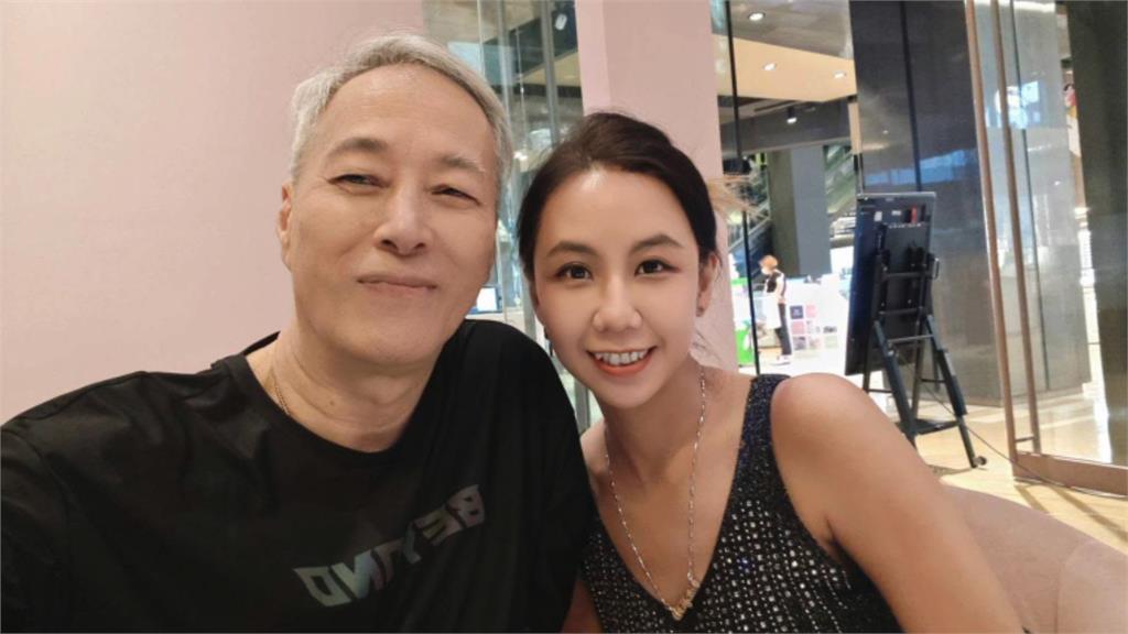 小24歲女友爆「3碩1博造假」台大發聲了！姜厚任護愛：她文盲也喜歡