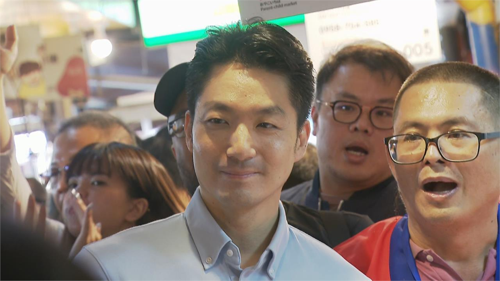 蔣萬安、殷瑋講稿被抓包「相似度達90％」！網見對照影片傻了：根本乩童與桌頭