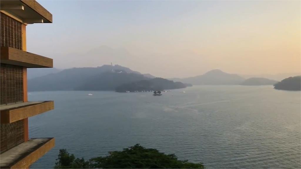 台灣趴趴走/南投日月潭「涵碧樓」很玄的「產權」故事!逛百年市場吃傳統美食!