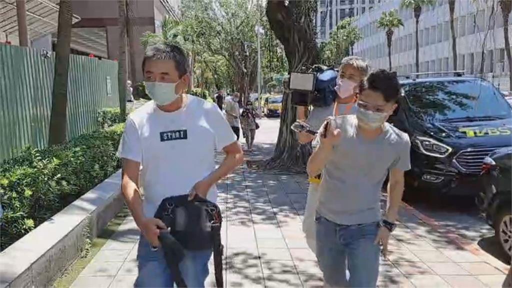 託線民轉交槍枝再抓人! 小隊長30萬元交保
