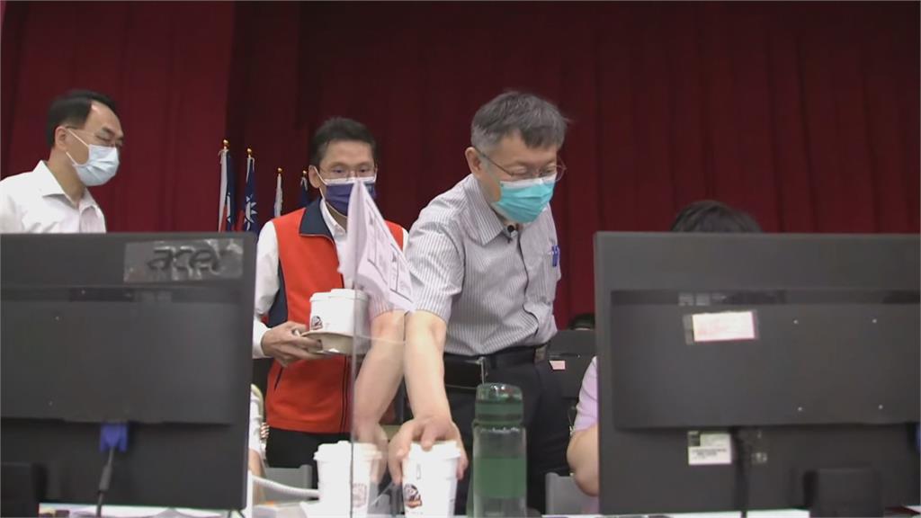 柯喊太信中央錯了 阿中:快篩他要12萬 給73萬