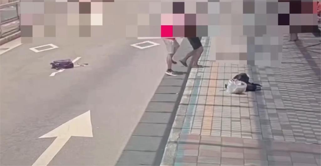悚！北車外傳攻擊　男子「這原因」砸菲籍女手機又追打