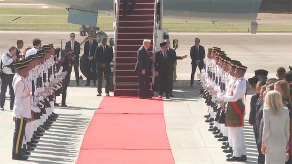 僅隔半小時! 美軍「2戰機」接連墜南海 正值「川普亞洲行」遭疑不單純?