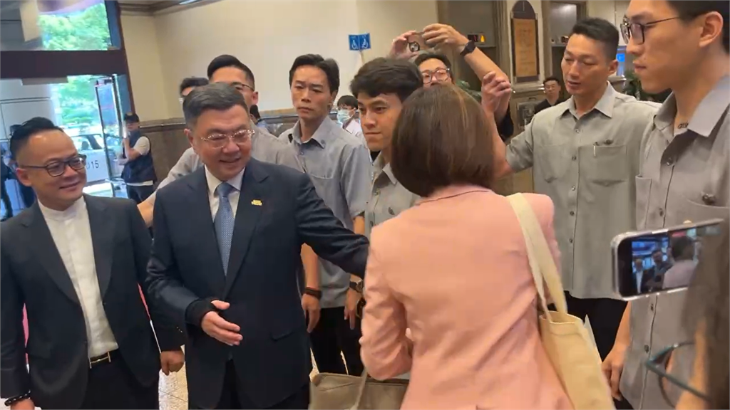 快新聞/不甩涉貪!林岱樺「民調第一」拚高雄市長初選 卓榮泰、邱議瑩也表態了