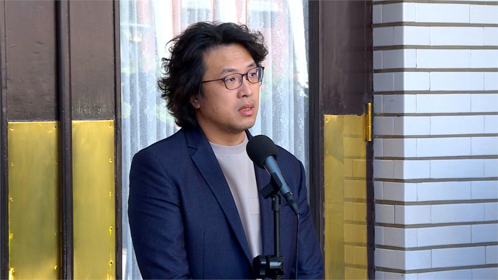 藍連日緊咬沈伯洋家族賺紅錢　綠批「藍白紅統一條龍」